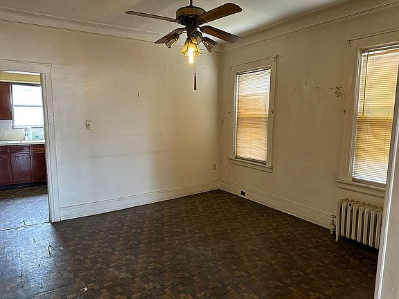 3rd image of 1440 E 63rd St