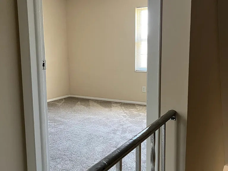 2584 Scioto View Ln — Photo 13