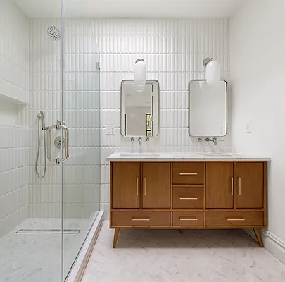 Sold by Compass | media 9