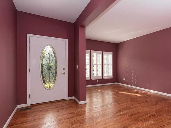 3rd image of 31 Sappington Villa Ct