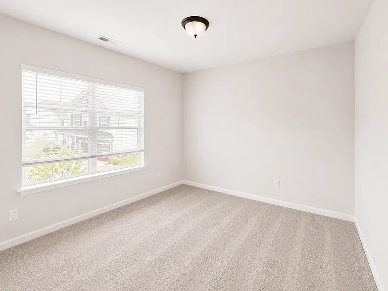 32 Cove Ct — Photo 14