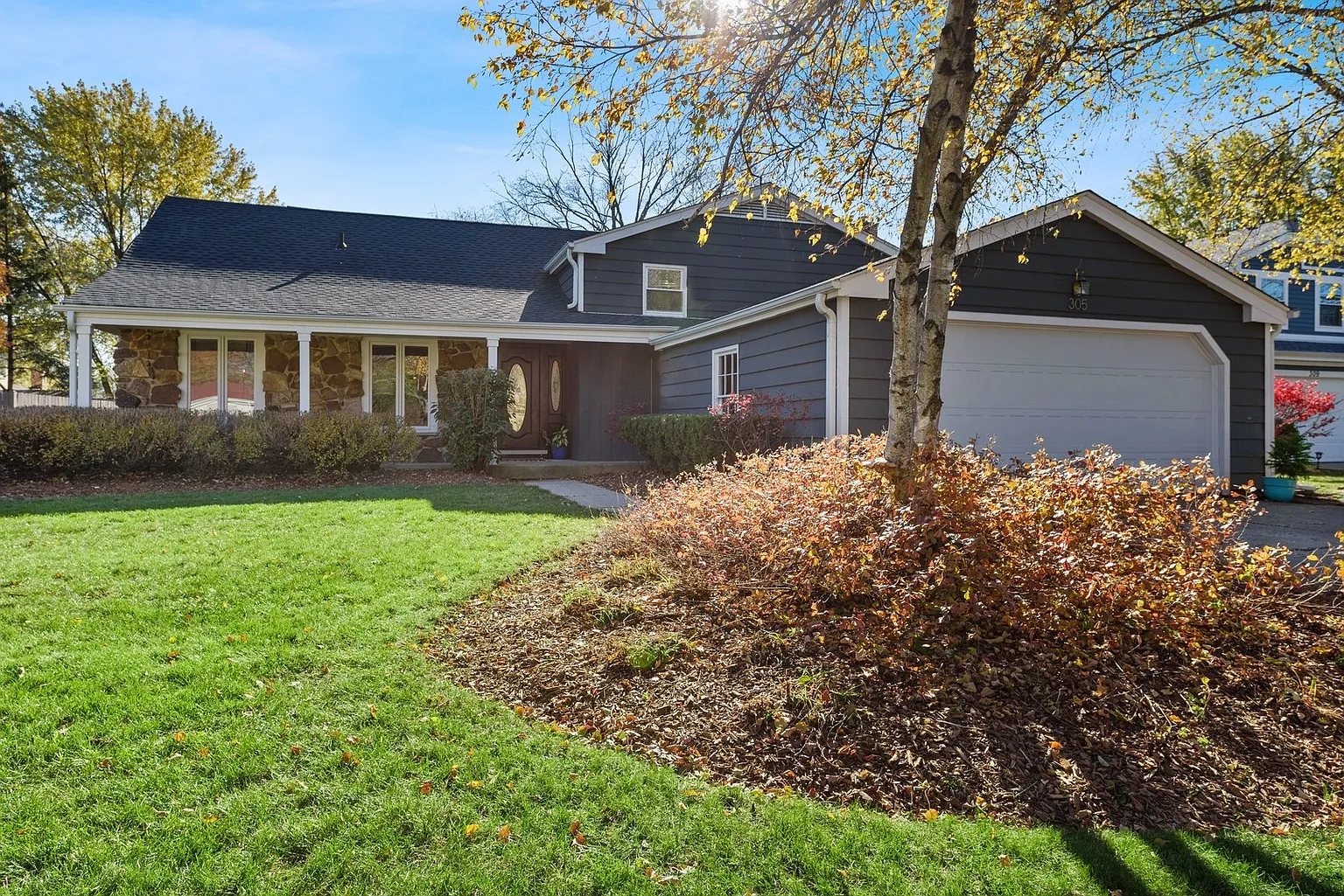 305 Cypress Ln photo 1