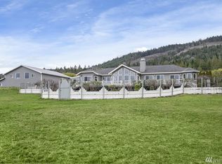 43 Hummingbird Ln, Sequim, WA 98382