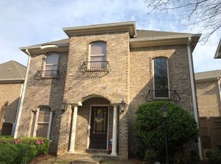 107 Falls Grove Dr, Oxford, MS 38655
