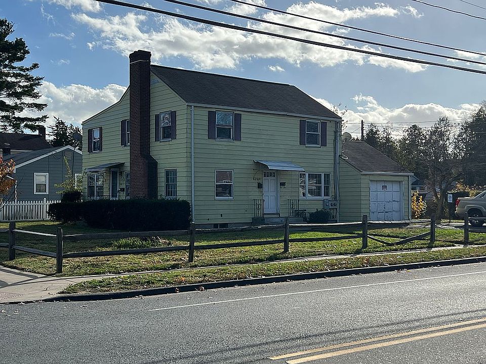 1st image of 285 Tolland St