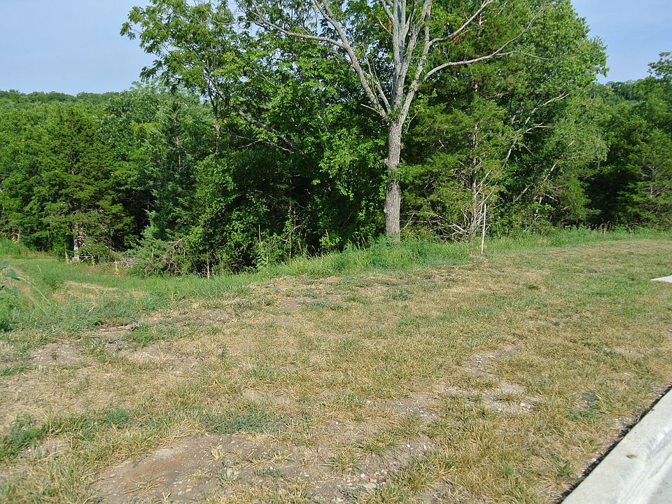 2nd image of 217 Landon Ct