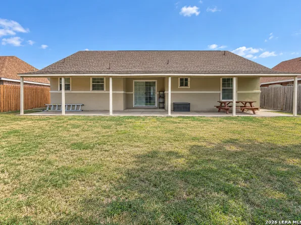 2152 Pershing Cir, Eagle Pass, TX 78852