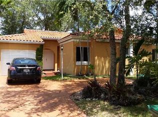 11871 SW 92nd Ln, Miami, FL 33186