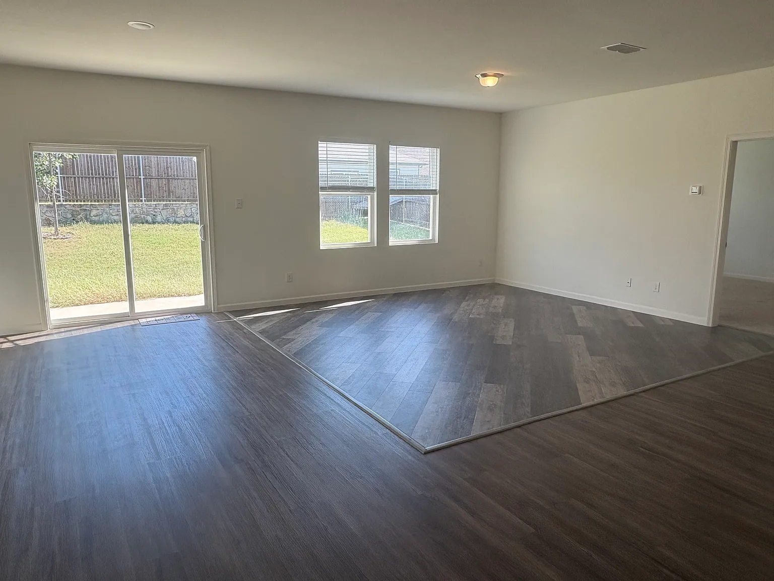 821 Cedar Elm Dr — Photo 2
