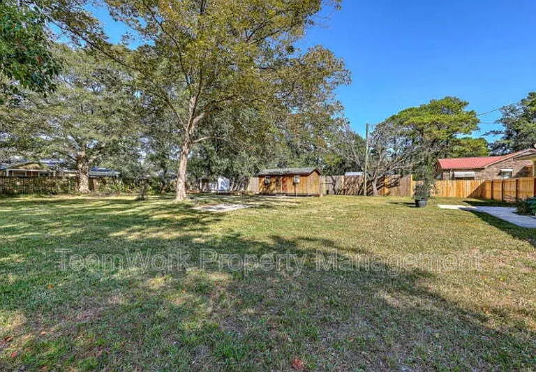 702 N Palmetto St — Photo 26