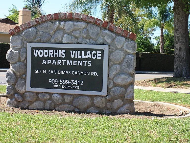 505 N San Dimas Canyon Rd — Photo 6
