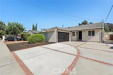 3 bed, 1590 sqft, $4,995 — Photo 1