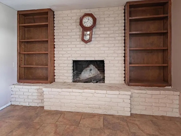 2747 E Hampton Way — Photo 15