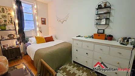 Rented by Metropolitan Realty