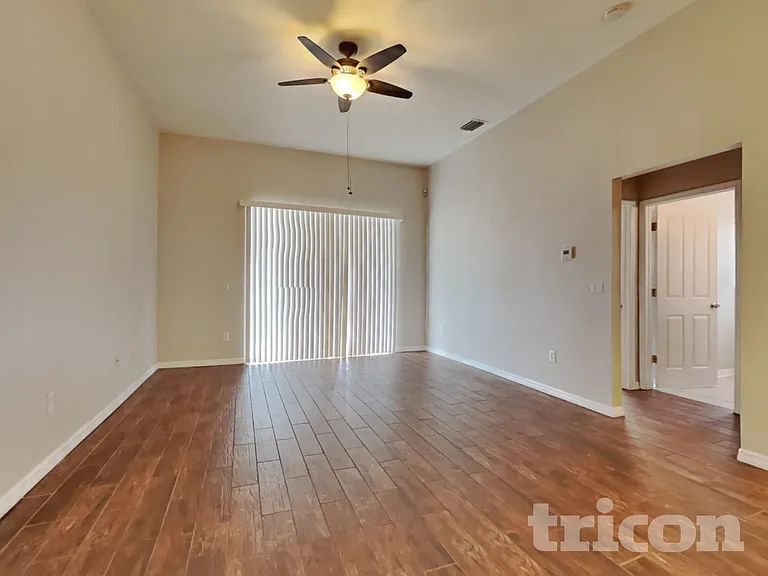 6816 Monarch Park Dr — Photo 3