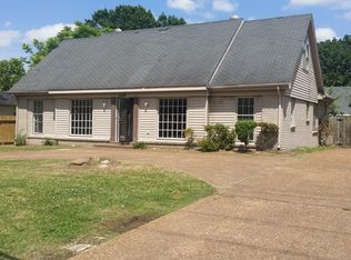 3368 S Mendenhall Rd, Memphis, TN 38115