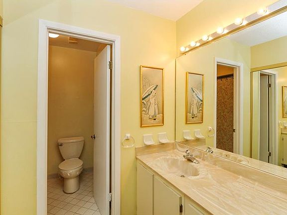 5th image of 2917 Clubview Dr #1