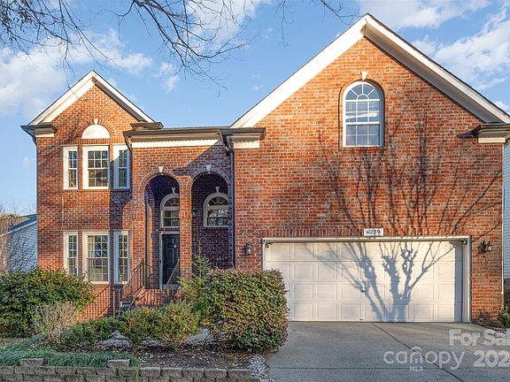 2nd image of 6239 Oxwynn Ln