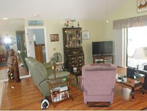 4th image of 364 E Dakota Ct