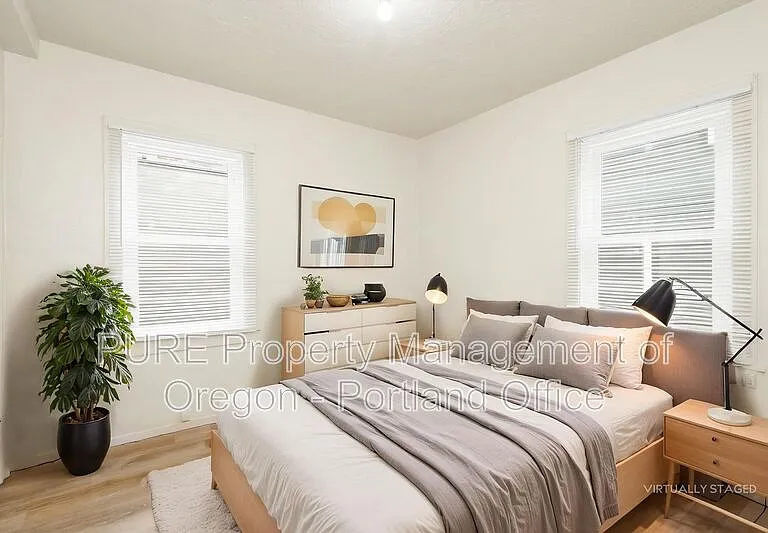 5026 N Harvard St #A — Photo 3
