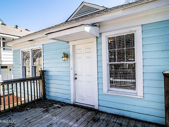 3rd image of 424 Barksdale St