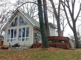 8 Cottonwood Ln, Lincoln, IL