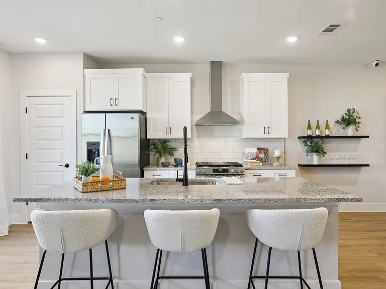 BB Living Sweetwater Crossing — Photo 6