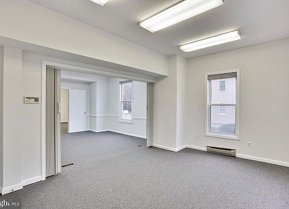 3rd image of 9 Park Ave