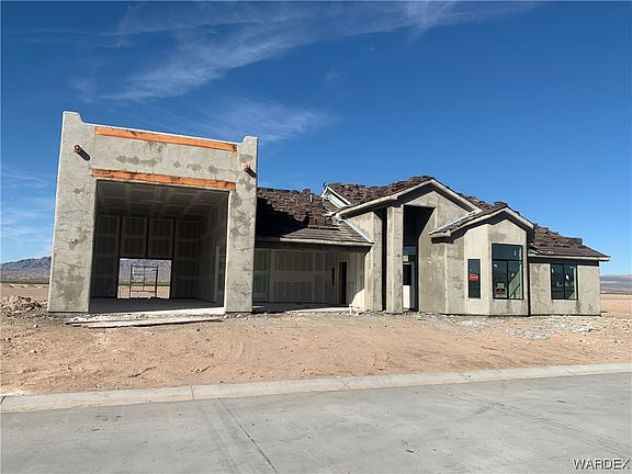 2nd image of 1322 E Barbary Drive