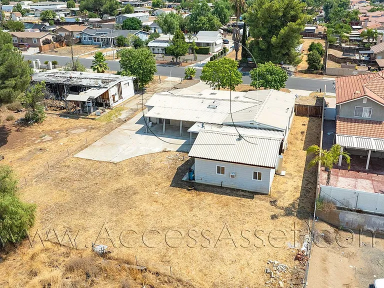 25369 Avenida Ramada #2 — Photo 14