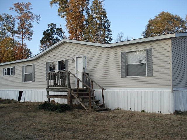 2nd image of 330 Massey Rd