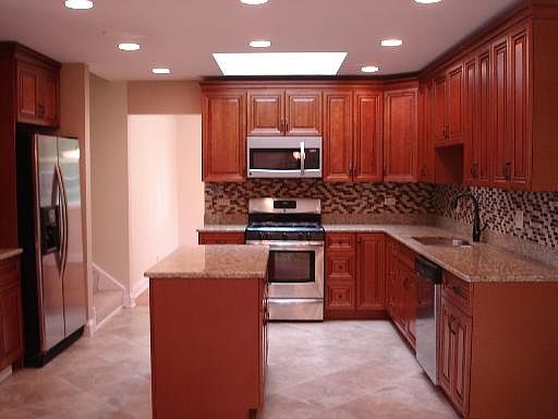 4th image of 17514 S Oakwood Dr