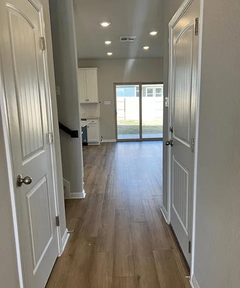 1006 Pinyon Cv — Photo 19