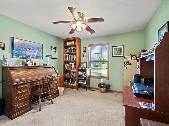 3rd image of 2317 Kiowa Ct