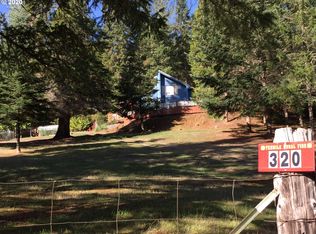 320 Rays Ln, Tenmile, OR 97481