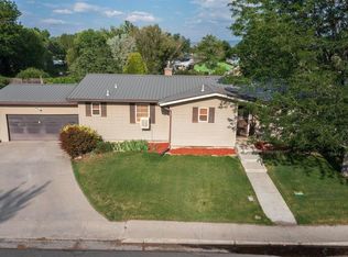 119 Akard Ave, Montrose, CO 81401
