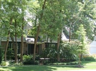 1202 Keim Trl, St Charles, IL 60174