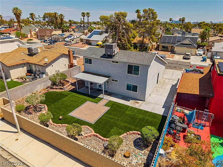 4815 Castle Rock Ct — Photo 38