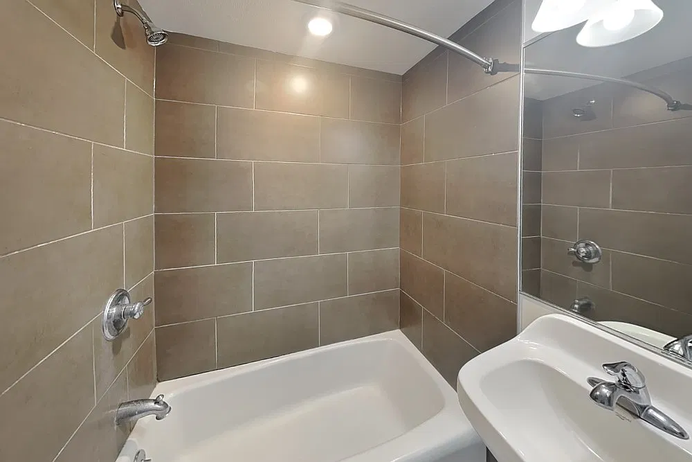 Roland Realty — Photo 3