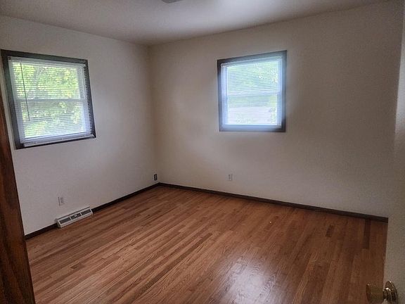 2nd image of 808 W Glendale Ave #808