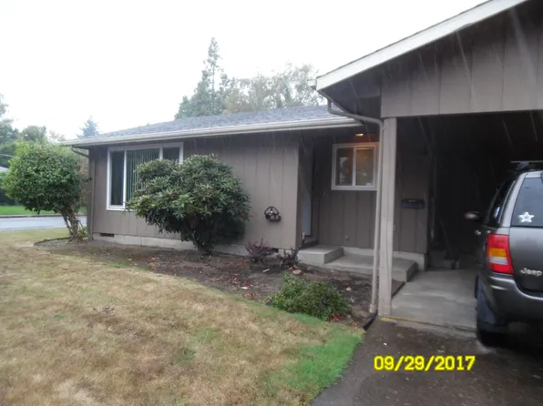 245 NW 19th St #1910, McMinnville, OR 97128