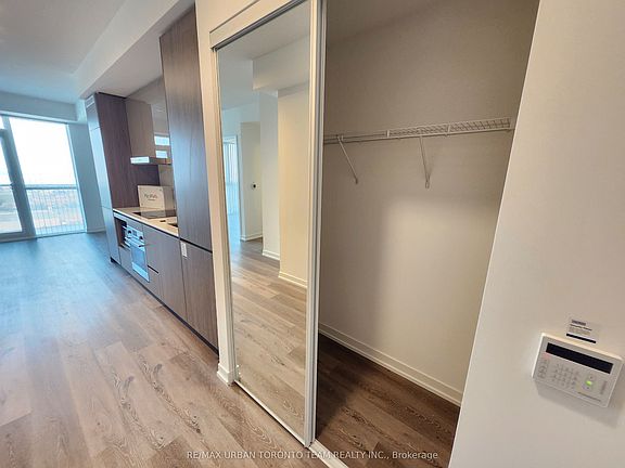 3rd image of 28 Interchange Way #2508