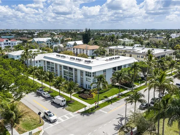 (undisclosed Address), NAPLES, FL 34102