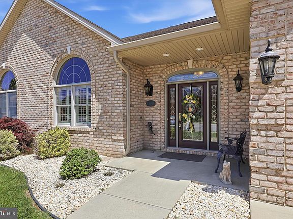 2nd image of 19404 Amethyst Dr #V59
