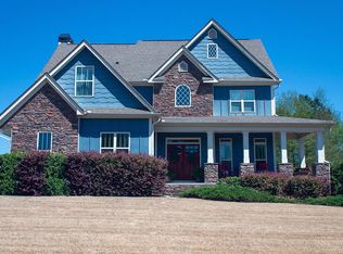 260 Ivy Ln, Senoia, GA