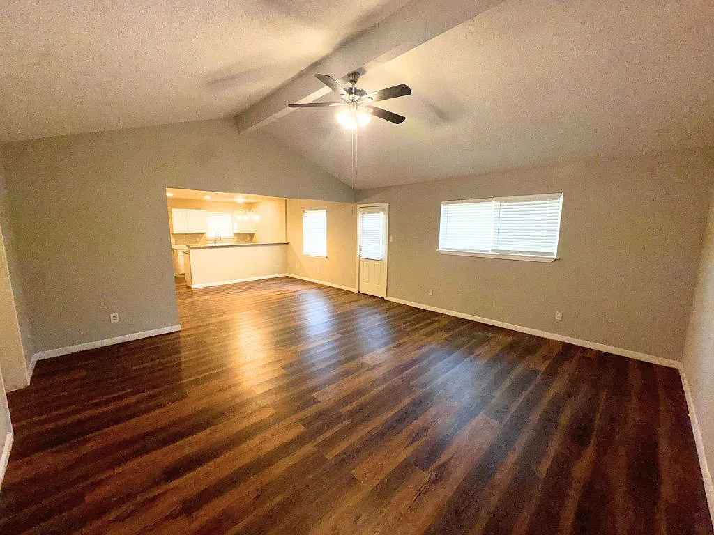 723 Cherry Valley Dr. Huffman TX 77336 — Photo 4