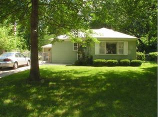 2413 SW 25th Dr, Topeka, KS 66611