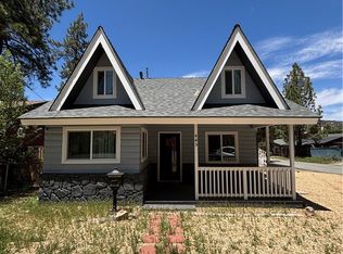 445 E Meadow Ln, Big Bear City, CA 92314