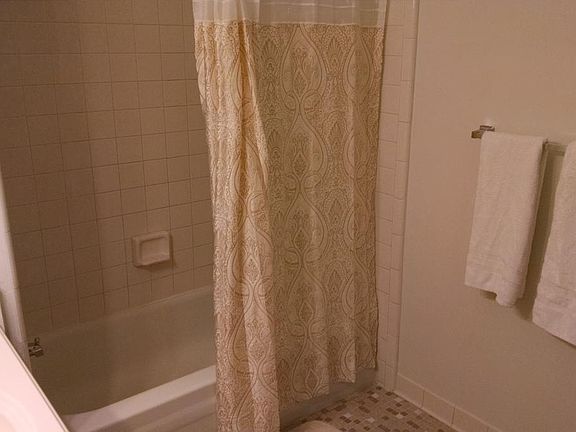 5th image of 30546 Krauter St APT 2