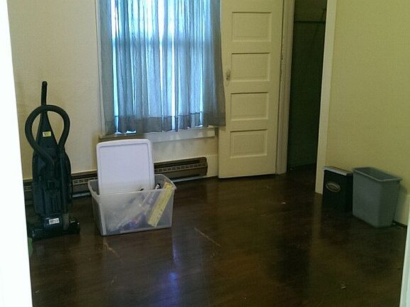 5th image of 5038 S Puget Sound Ave